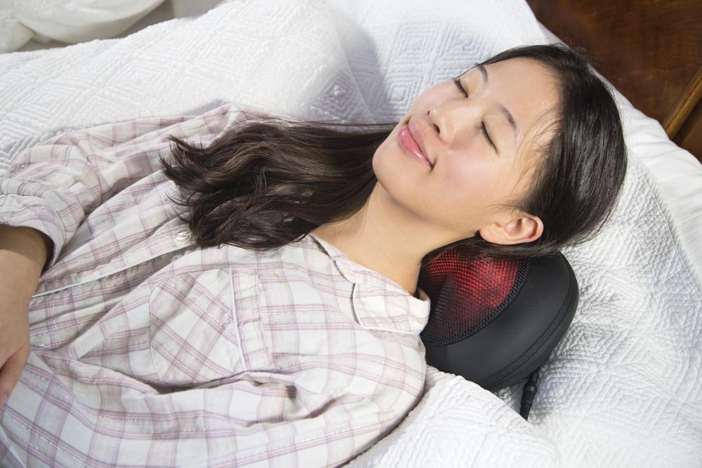 InstaShiatsu+ Pillow Massager With Heat
