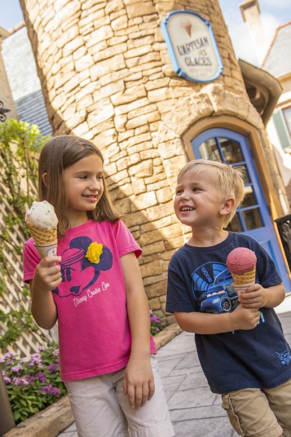 Beat the Summer Heat With These Frosty Treats at Walt Disney Resort 