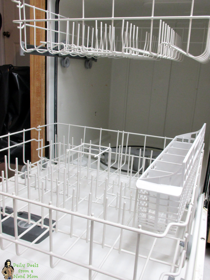 How to Spring Clean Your Dishwasher