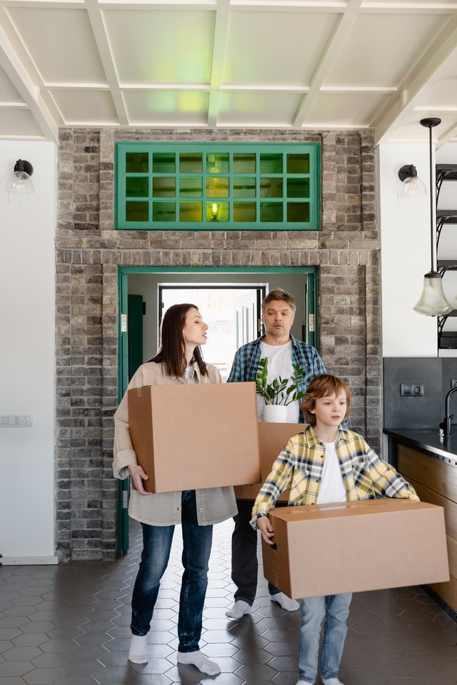 How To Make Moving Easier With A Family