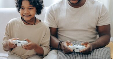 Unlocking Fun: The Benefits of Family Video Gaming Nights
