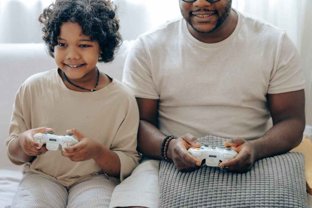 Unlocking Fun: The Benefits of Family Video Gaming&nbsp;Nights