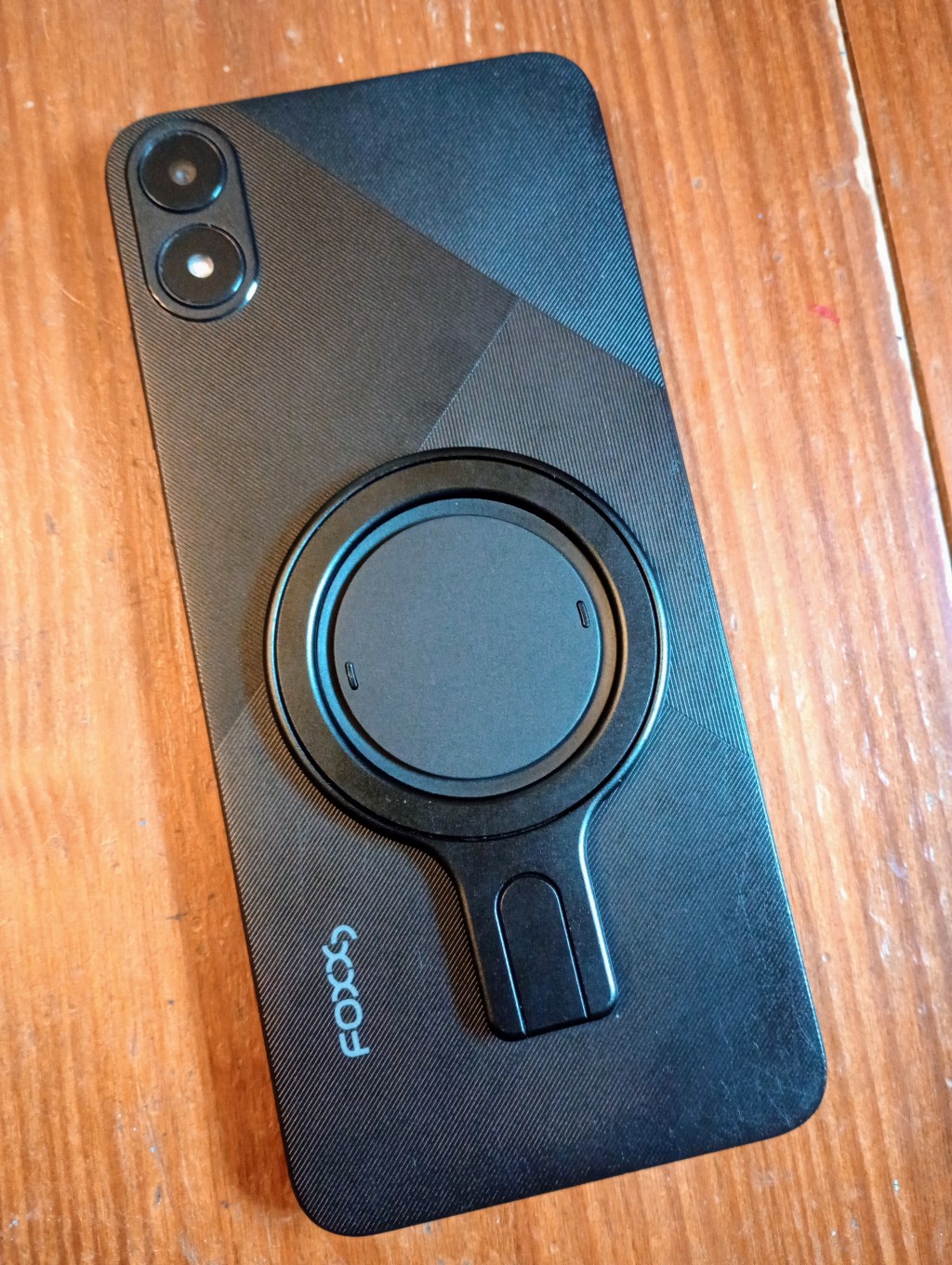 OhSnap Snap Grip Review: Is This Thin Magnetic Phone Grip Worth&nbsp;It?